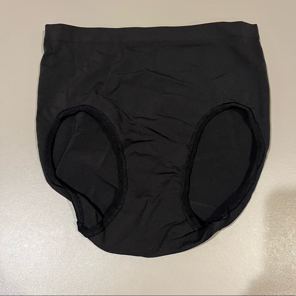 NWOT Modern Movement panties size S